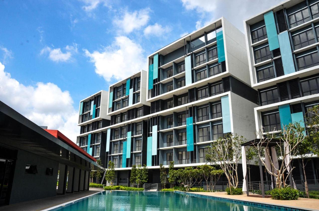 The Miere Suites @ Klia Sepang Exterior photo